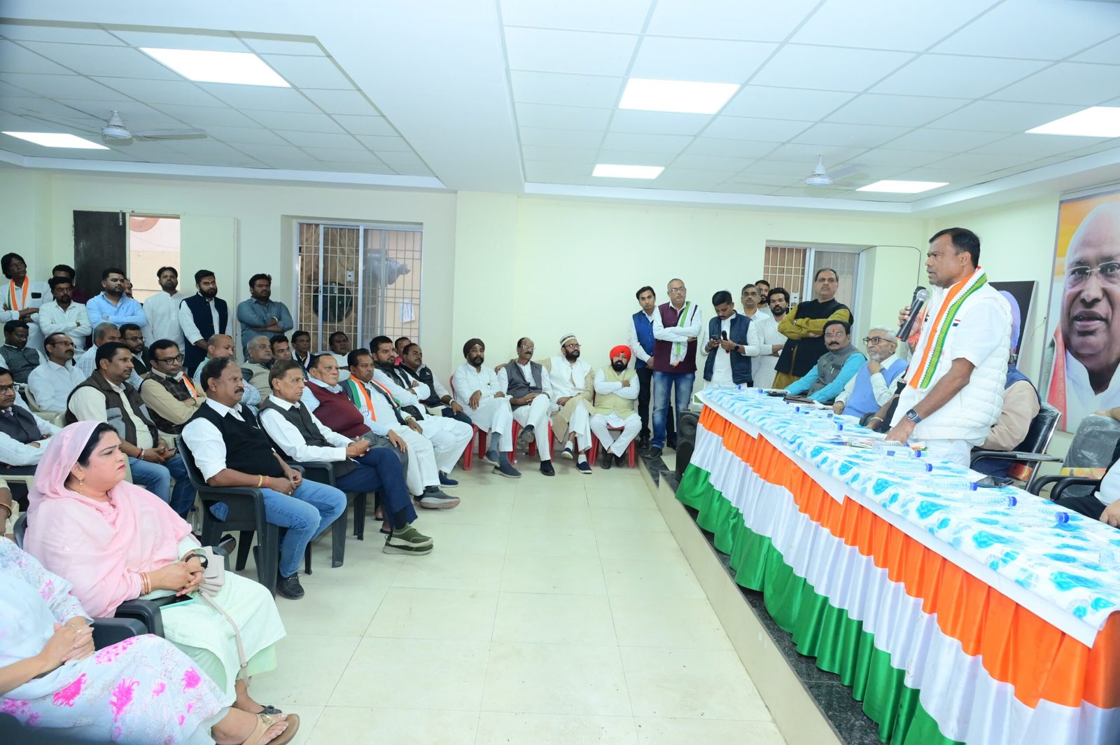 POLITICS;नगरीय निकाय चुनाव में अनुभवी युवा महिलाओं को प्राथमिकता से मिलेगी टिकिट