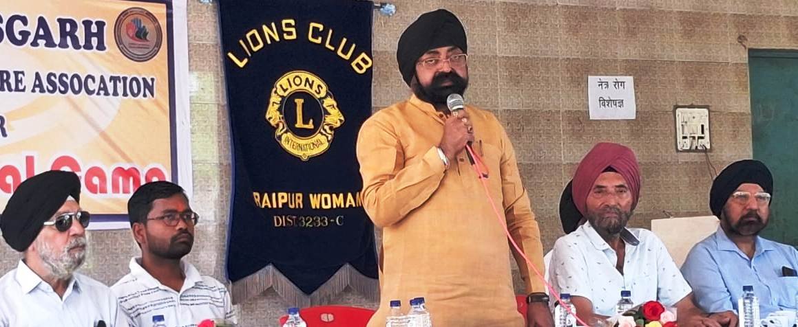 HEALTH;जागरुकता के अभाव में बढ़ रही बीमारियां, कैम्पों में आयुष्मान कार्ड बनाए जाएं