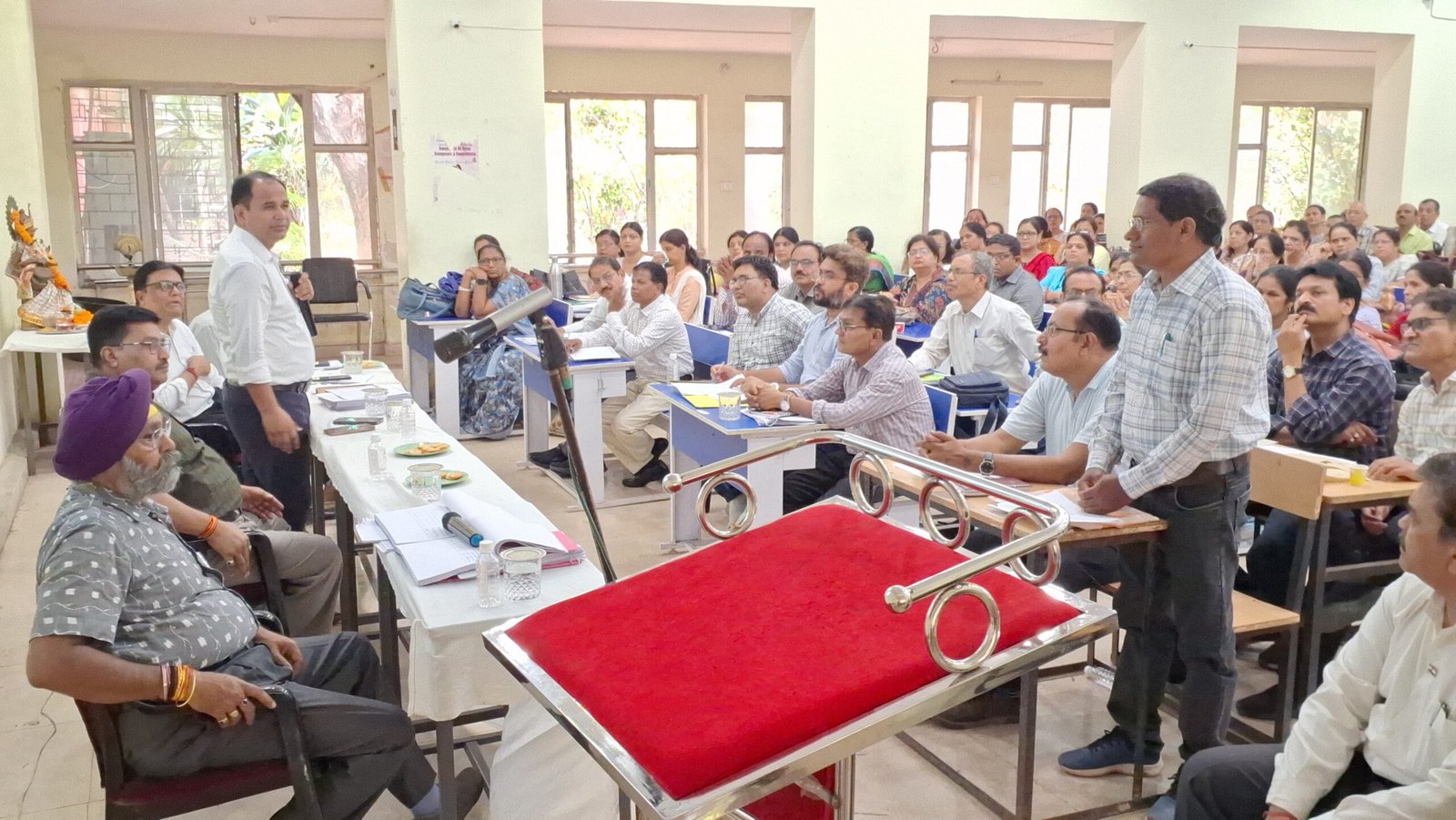 DM;कमजोर नतीजे से नाराज कलेक्टर बोले-जवाबदेही के साथ परिणाममूलक काम करें शिक्षक-प्राचार्य