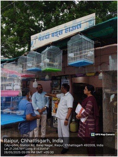 ACTION;पालतु पशु-पक्षी दुकानों में दबिश, नियमों के उल्लंघन पर कार्रवाई की चेतावनी