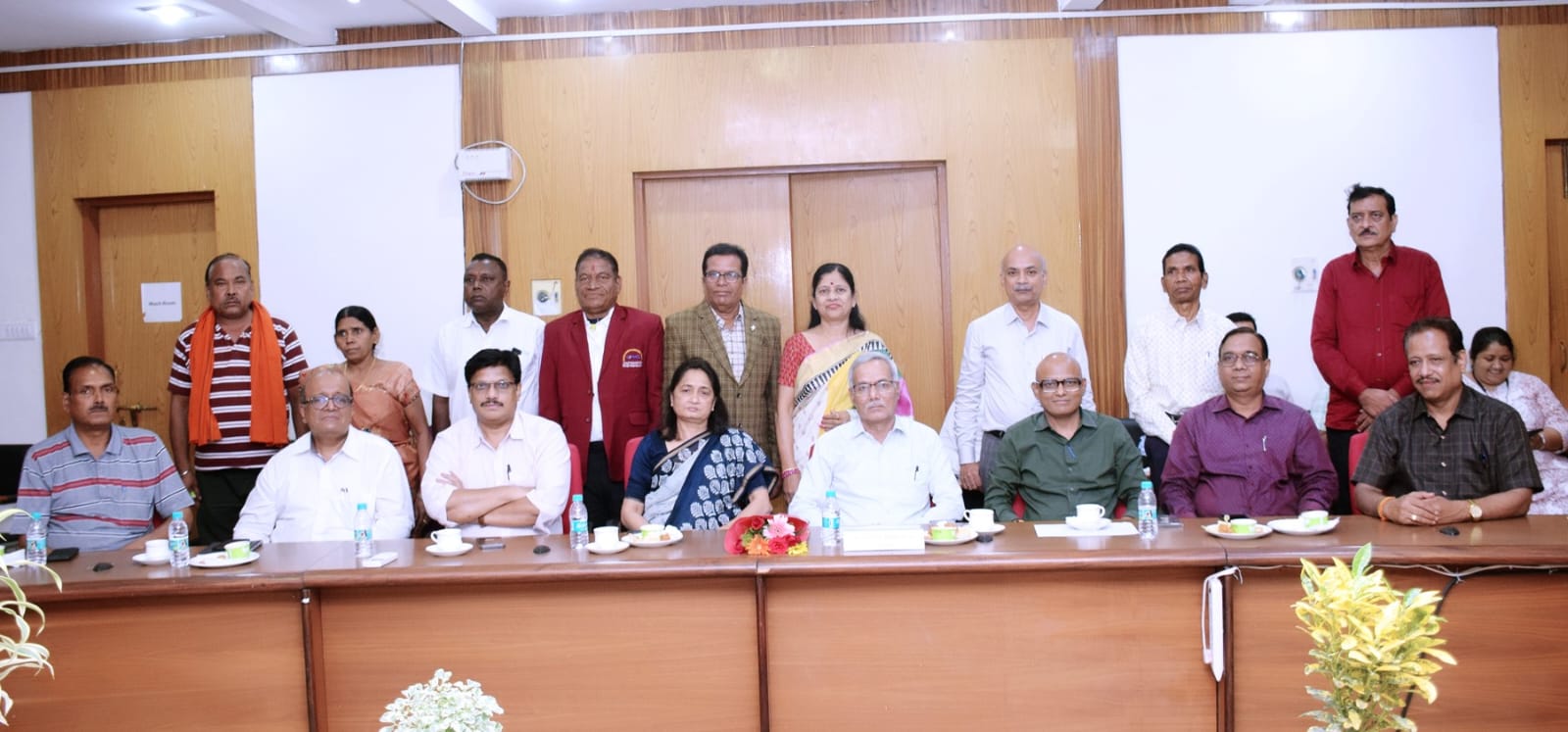 CSEB; पॉवर ट्रांसमिशन कंपनी से अधीक्षण अभियंता सहित 9 कर्मियों की विदाई