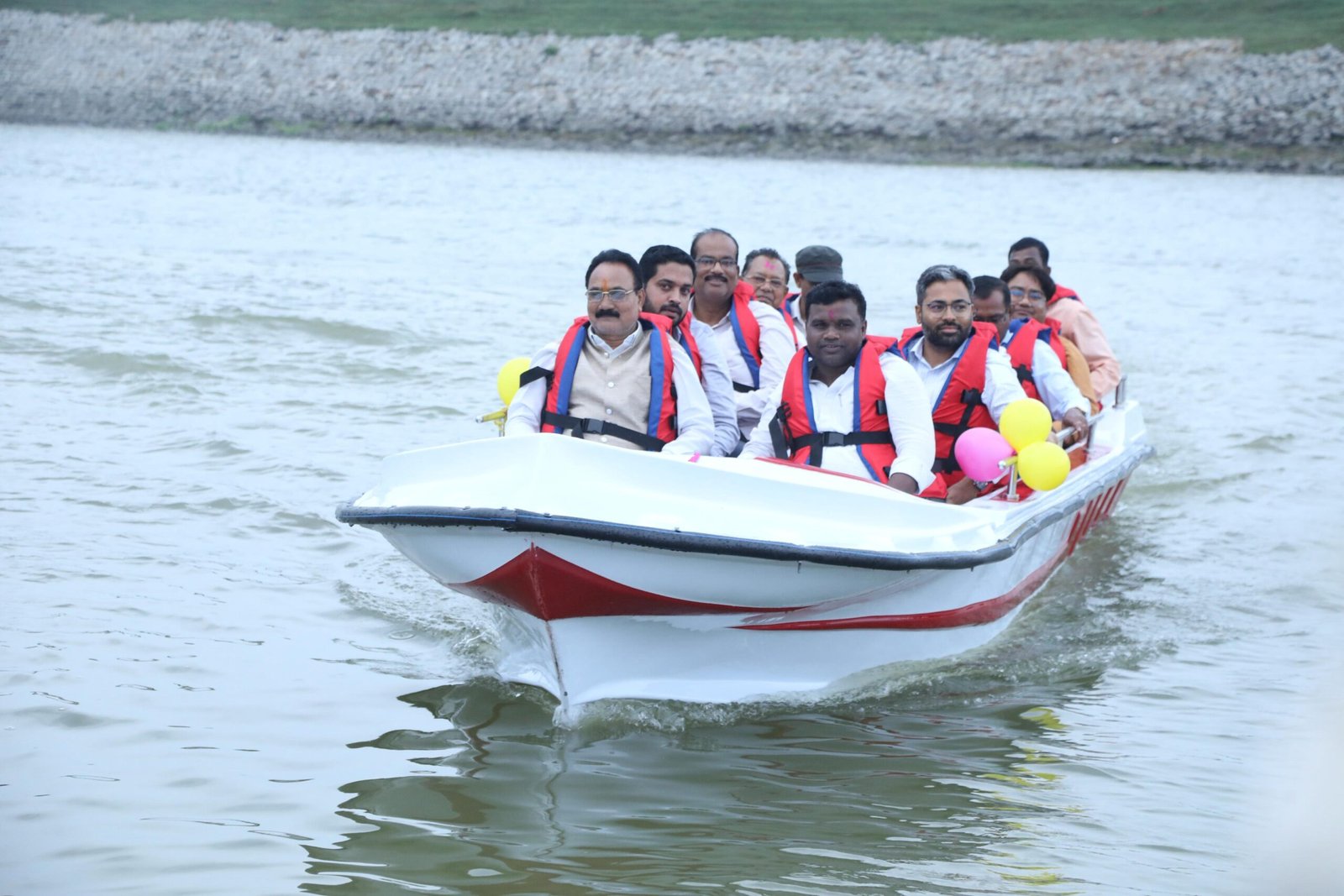 TOURISM; खमढोड़गी जलाशय में बैम्बू राफ्टिंग और नौकायन की शुरुआत