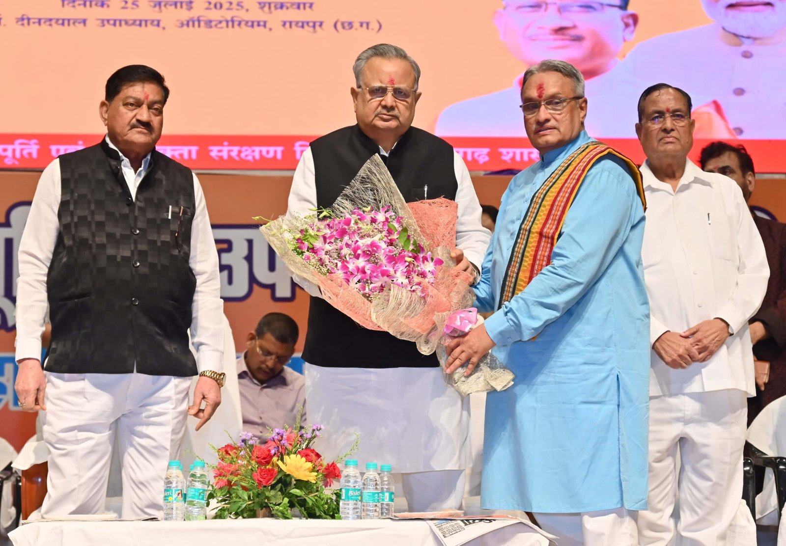 FOOD; डॉ. रमन सिंह बोले- गरीबों को गुणवत्तापूर्ण राशन उपलब्ध कराना महत्वपूर्ण जिम्मेदारी