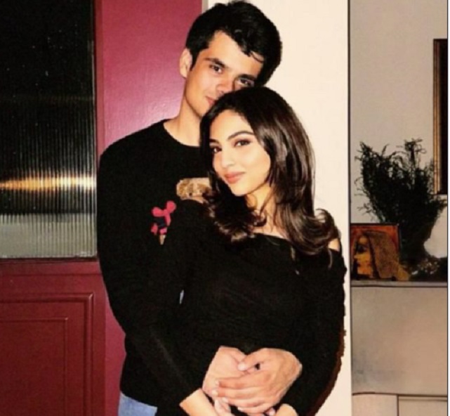 ENGAGEMENT; प्रियंका गांधी-रॉबर्ट वाड्रा के बेटे रेहान की गर्लफ्रेंड संग सगाई कन्फर्म, कौन होगी वाड्रा फैमिली की दुल्हन?