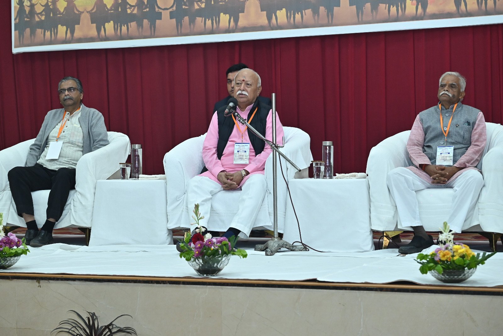 RSS; मोहन भागवत की चिंता-भारत में आकर भी भारत की रीति में कुछ लोग नहीं रहते