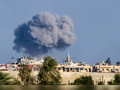 WAR; अमेरिका-इजरायल के हमले के बाद ईरान का भी पलटवार,कई मिसाइलें दागी