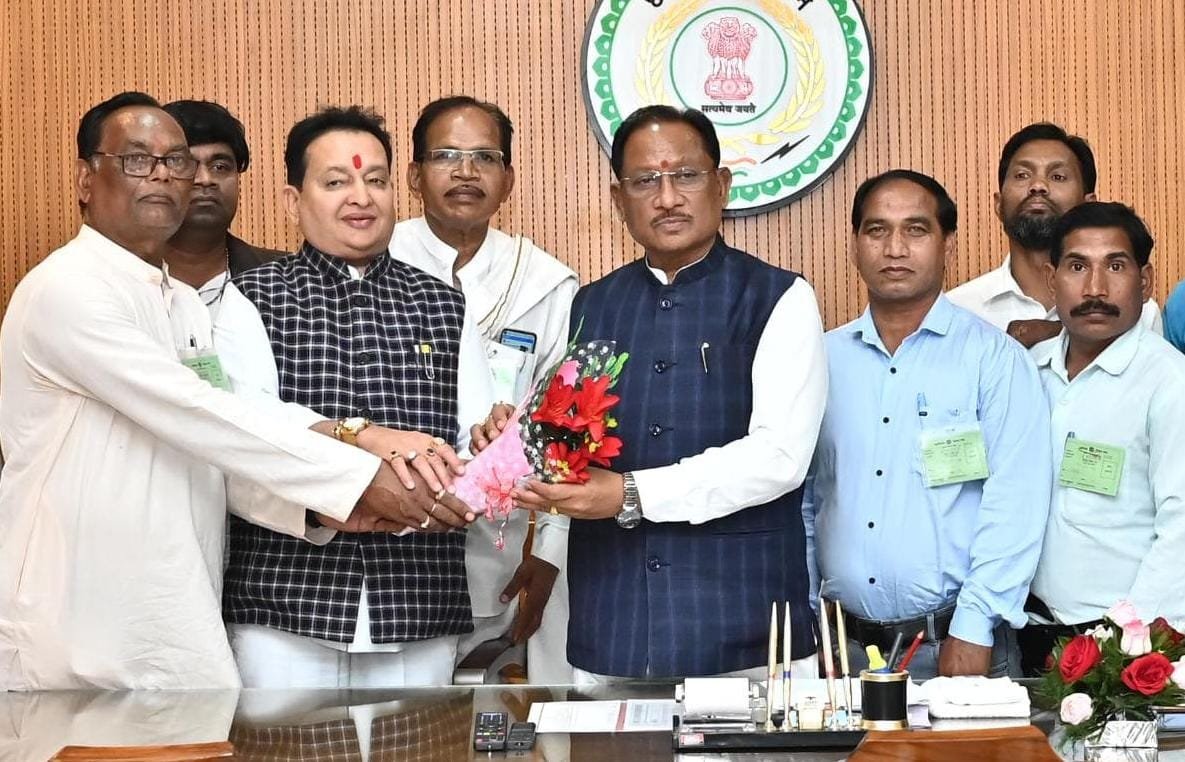 FESTIVAL; फुले-नकुल-अम्बेडकर जयंती मेला महोत्सव के लिए मुख्यमंत्री को दिया न्यौता