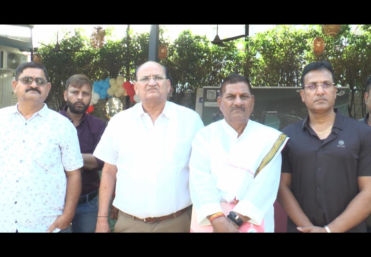 PWD; निर्माण सामग्री 25 फीसदी तक महंगी, कांट्रेक्टरों ने काम बंद का किया ऐलान,सडक निर्माण काम ठप होने के आसार