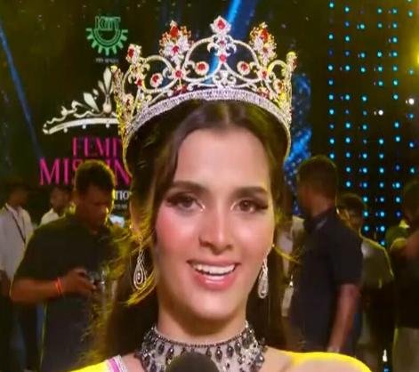 FASHION; ब्यूटी कांटेस्ट और फिल्मों की नायिका….