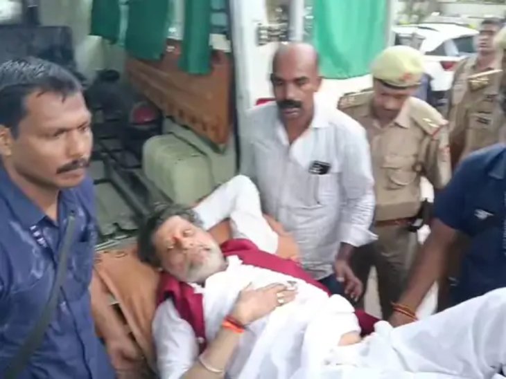 ACCIDENT; भाजपा प्रदेश अध्यक्ष किरण सिंह देव सड़क हादसे में घायल, झांसी-ललितपुर हाईवे पर ट्रक में घुसी कार, बागेश्वर धाम से लौट रहे थे..