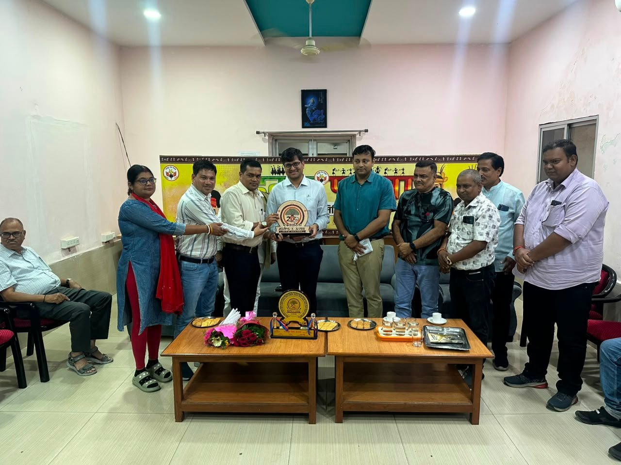 PRESS CLUB; जनसंपर्क आयुक्त रजत बंसल बोले-अटेंशन की होड़ में भ्रामक खबरें चिंता का विषय, विश्वसनीयता ही मीडिया की सबसे बड़ी पूंजी