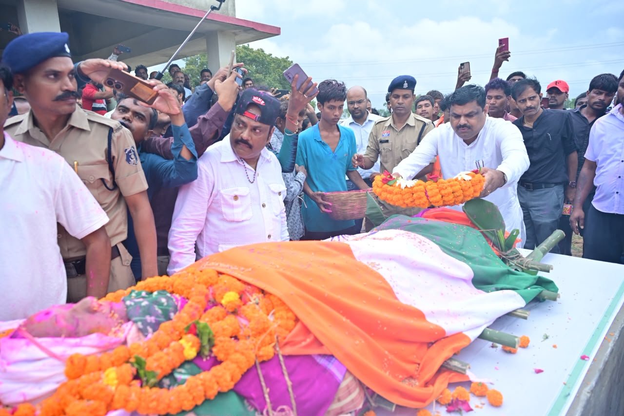 PANDVANI; डॉ. तीजन बाई के सम्मान में गनियारी के सरकारी हाई स्कूल का होगा नामकरण, शिक्षा मंत्री गजेन्द्र यादव ने दी भावभीनी श्रद्धांजलि