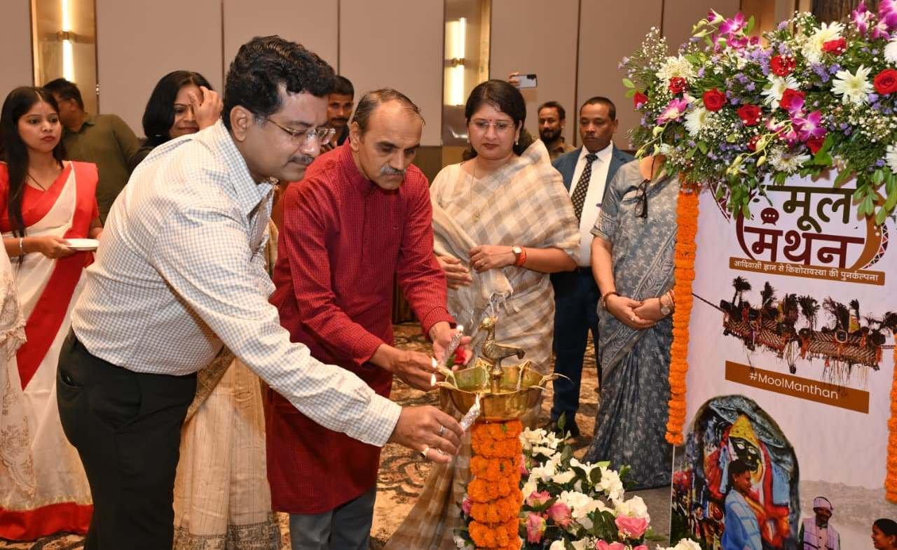 ST; आदिवासी ज्ञान और व्यवहार विज्ञान से संवरेगा किशोरों का भविष्य, मूल मंथन’ में छत्तीसगढ़ मॉडल पर विमर्श शुरु