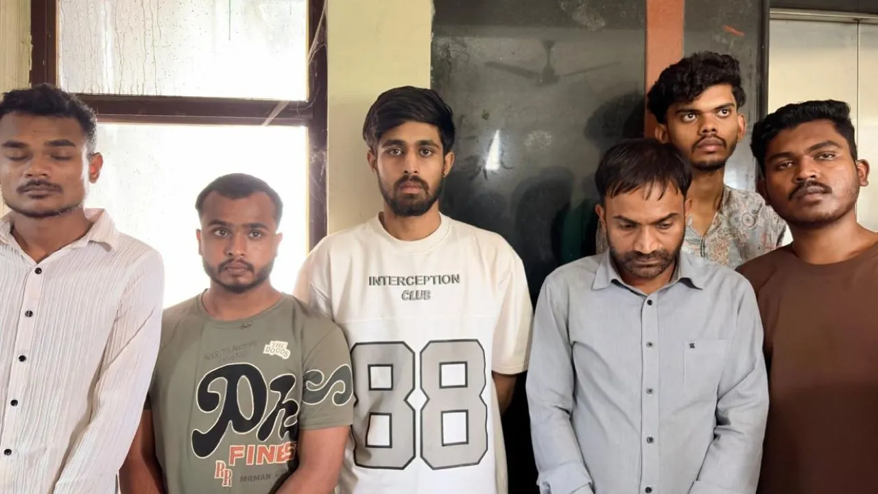 PAPER LEAK; प्रोफेसर समेत 6 आरोपी गिरफ्तार!, वाट्सएप चैट से खुला राज,एक नहीं दो पेपर लीक हुए, दुर्ग के निजी कॉलेज से जुड़ा कनेक्शन