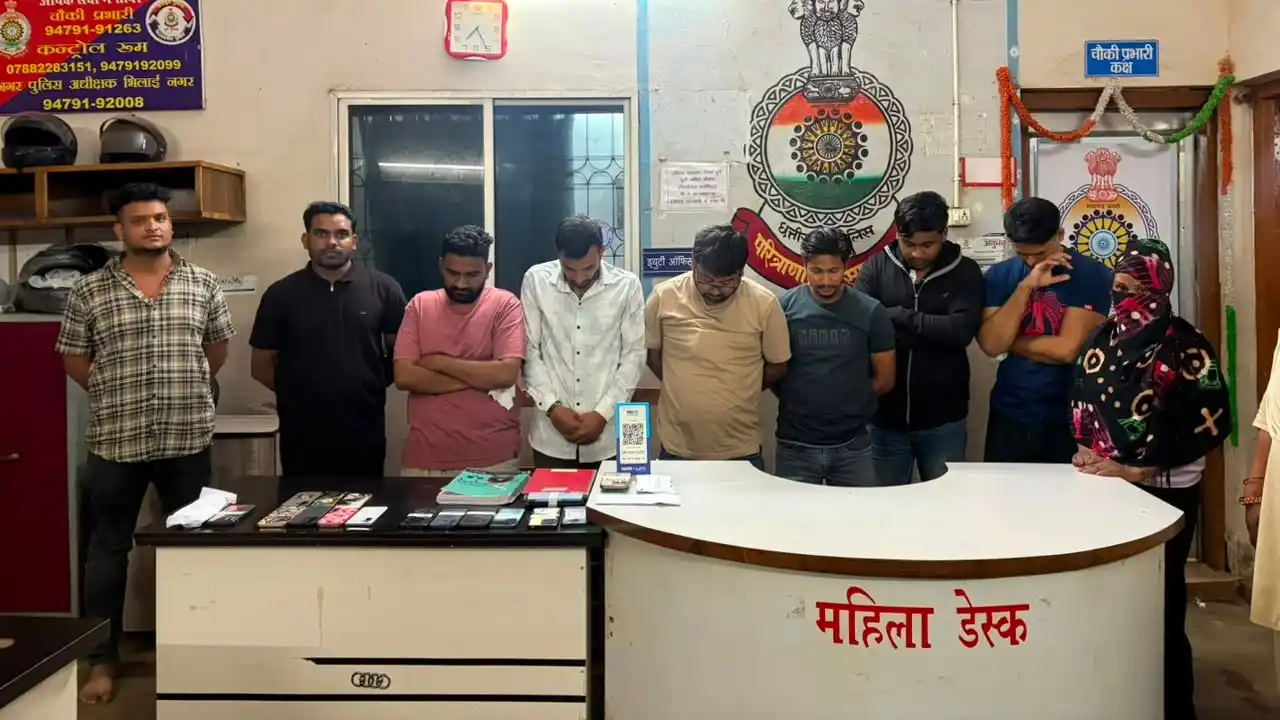 CRIME; स्पॉ सेंटर की आड़ में देह व्यापार, मैनेजर तनय सोनी और महिला दलाल हेमा सिंह के साथ 9 आरोपी गिरफ्तार…