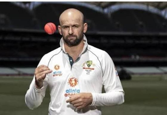 GAME; टेस्ट की पहली बॉल और बैट्समैन आउट!
