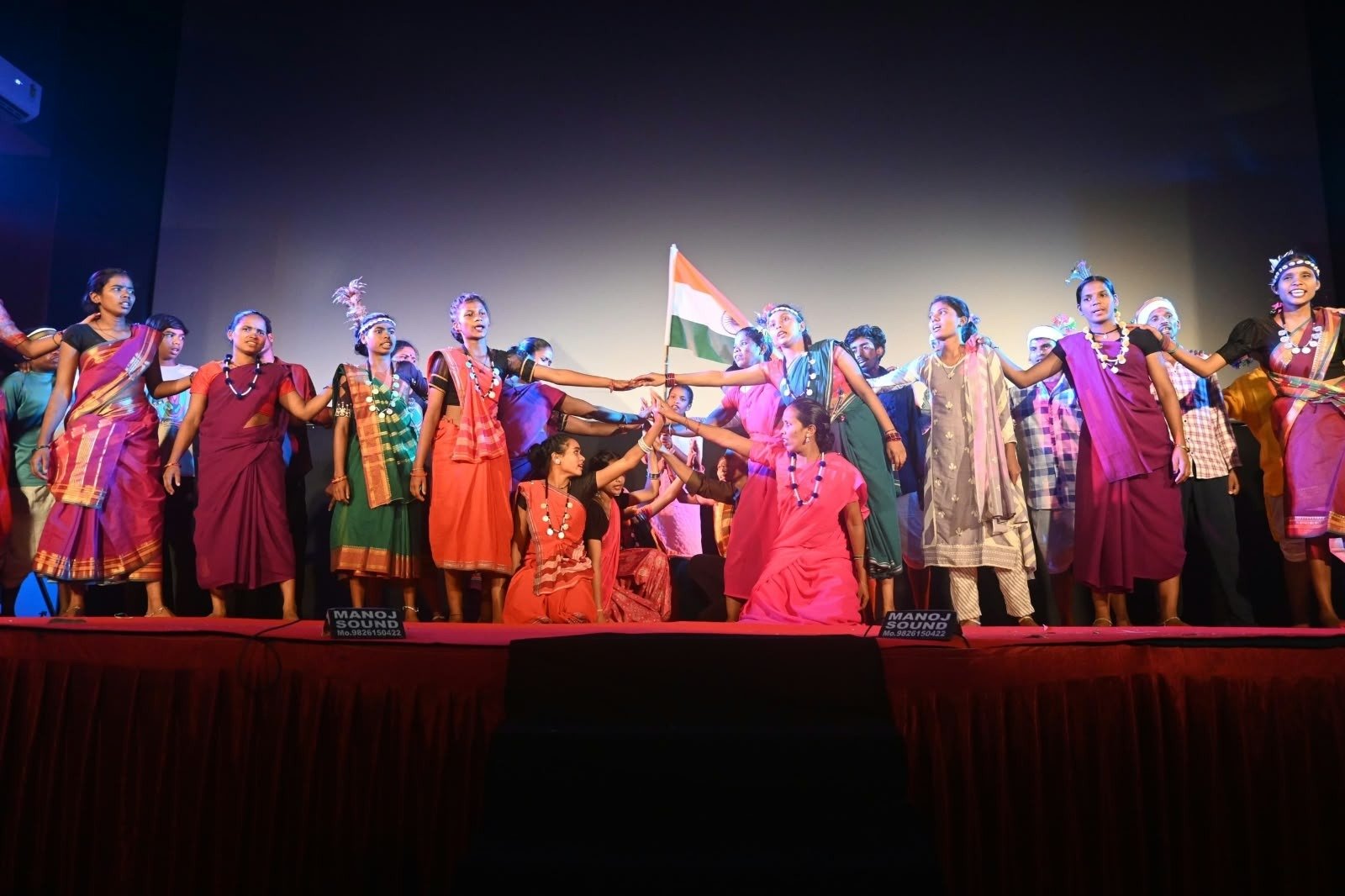 NSD; सरेंडर नक्सल युवाओं ने चक्रधर समारोह रायगढ़ में दी प्रस्तुति, NSD नई दिल्ली के विशेषज्ञों से मिला  नाट्य प्रशिक्षण