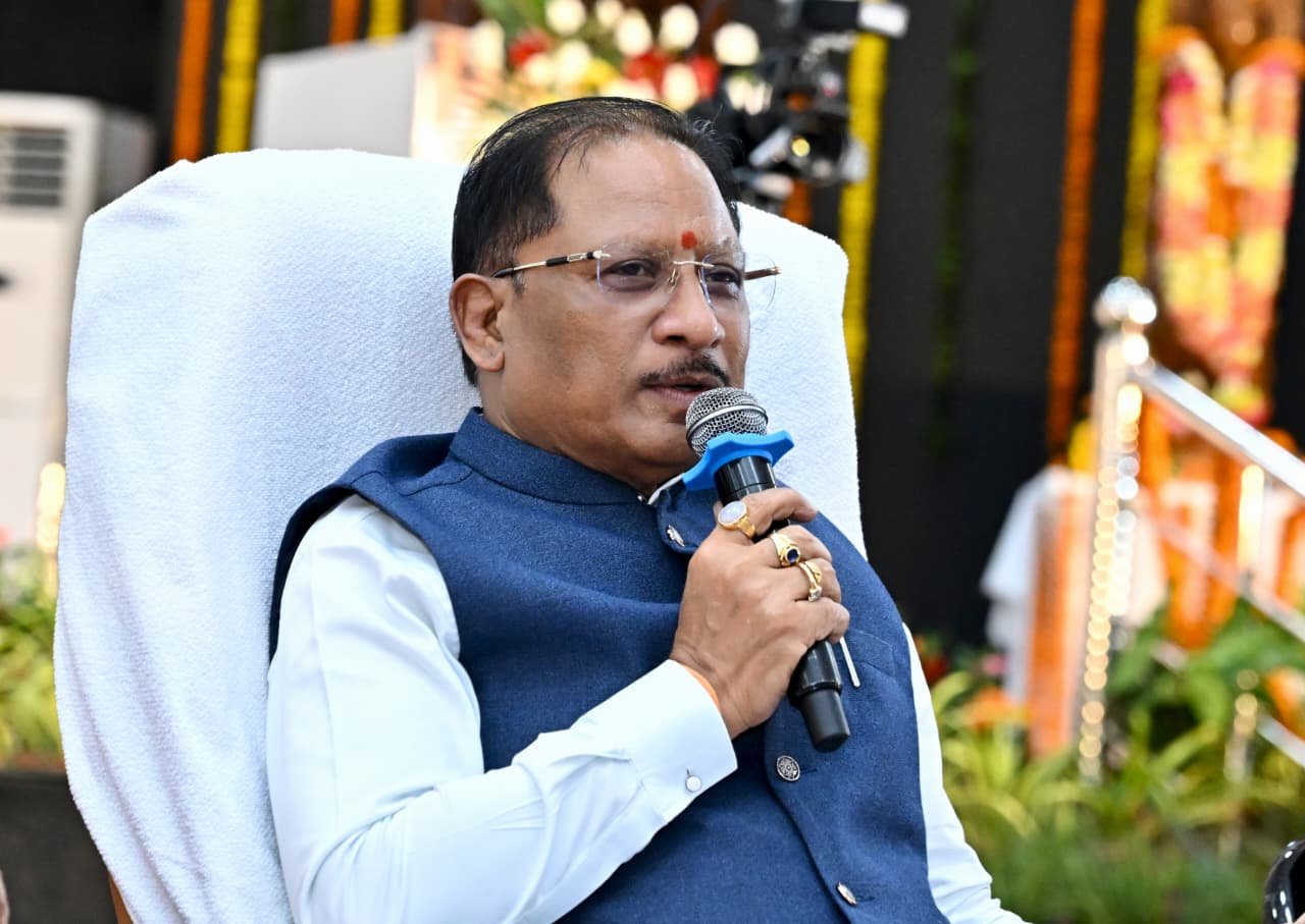 IGKV; सीएम साय बोले- युवा केवल नौकरी मांगने वाले नहीं, रोजगार देने वाले बनें,युवाओं और स्टार्टअप उद्यमियों से किया सीधा संवाद