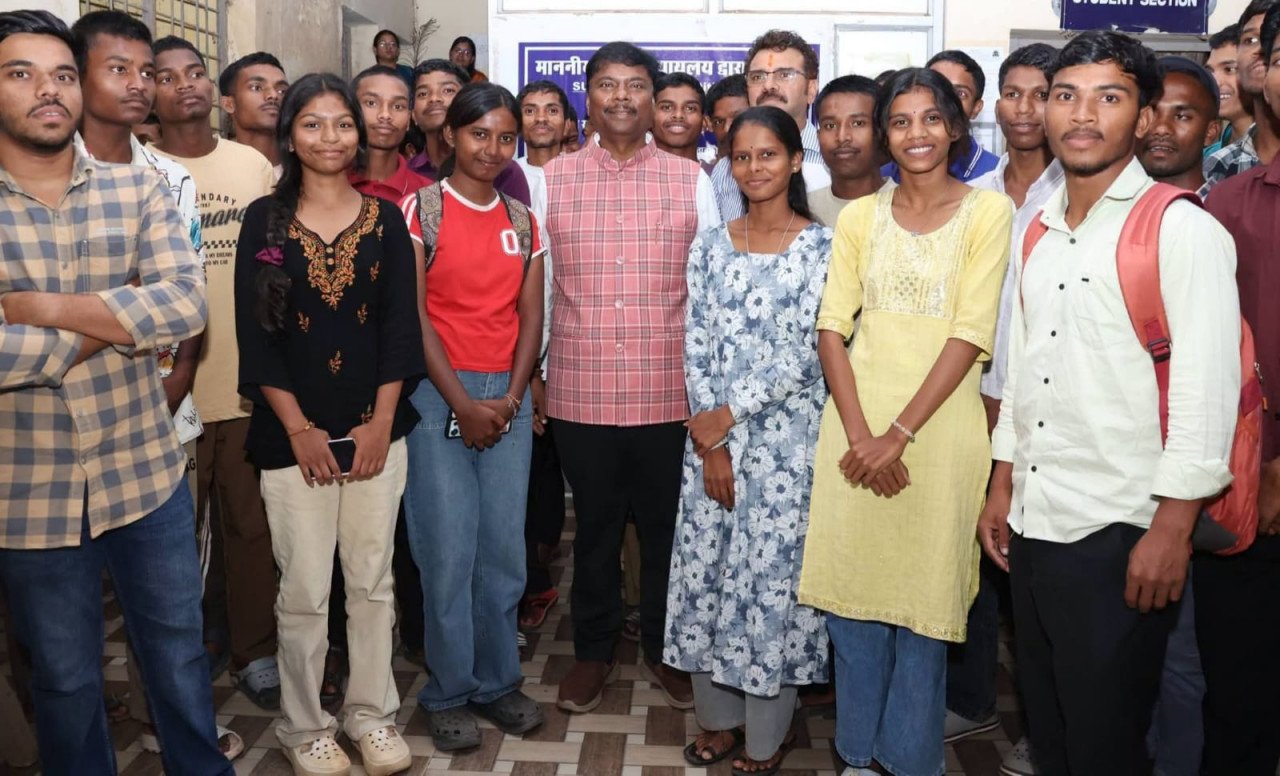 FOREST; वानिकी छात्रों ने वन अमले में 50 प्रतिशत आरक्षण के फैसले के लिए वन मंत्री केदार कश्यप का जताया आभार