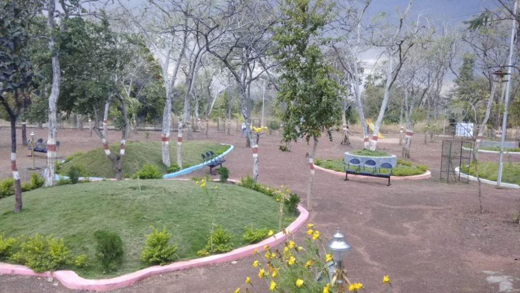 FOREST; सोनबरसा जंगल सफारी के विकास के लिए 1.5 करोड़ और 4 नई जिप्सियों की सौगात